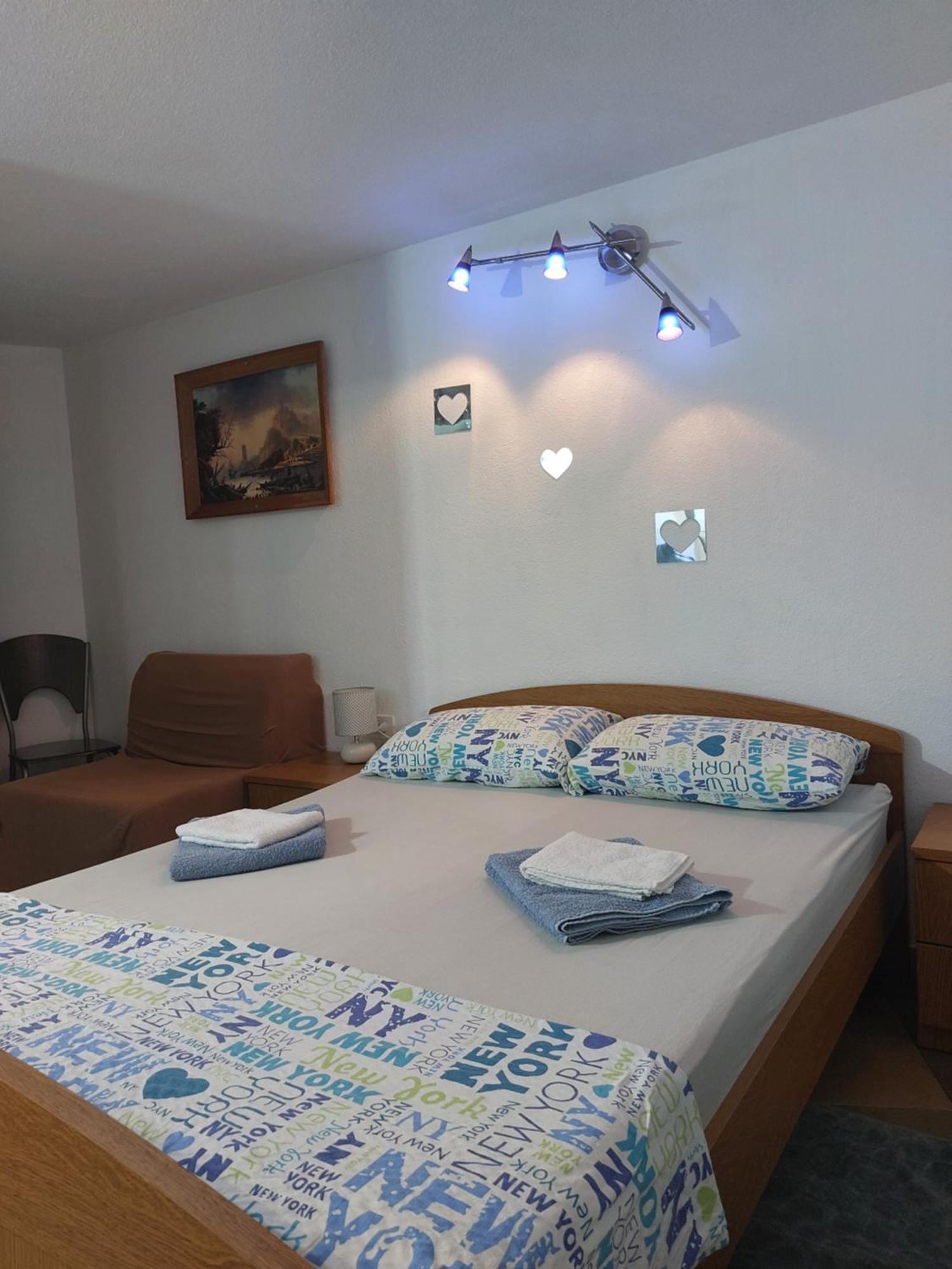 Apartmani Damir Kazija Pakoštane Εξωτερικό φωτογραφία